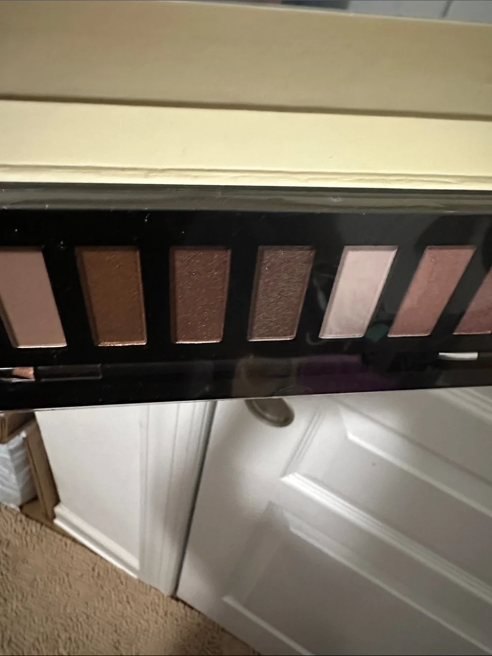 BARE 10 Eyeshadow Palette